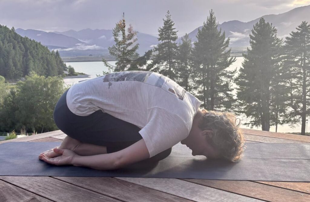 beneyoga child's pose