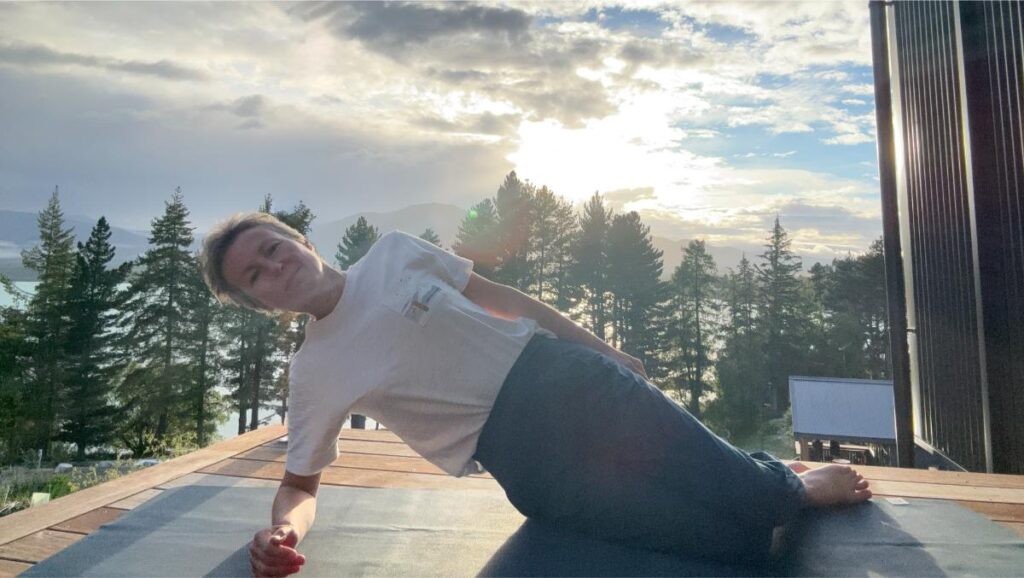 half side plank